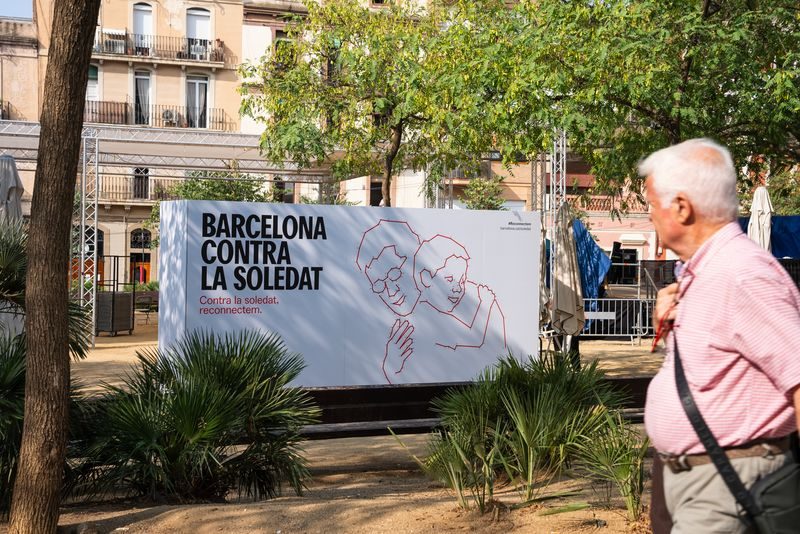 Barcelona dizolvă singurătatea