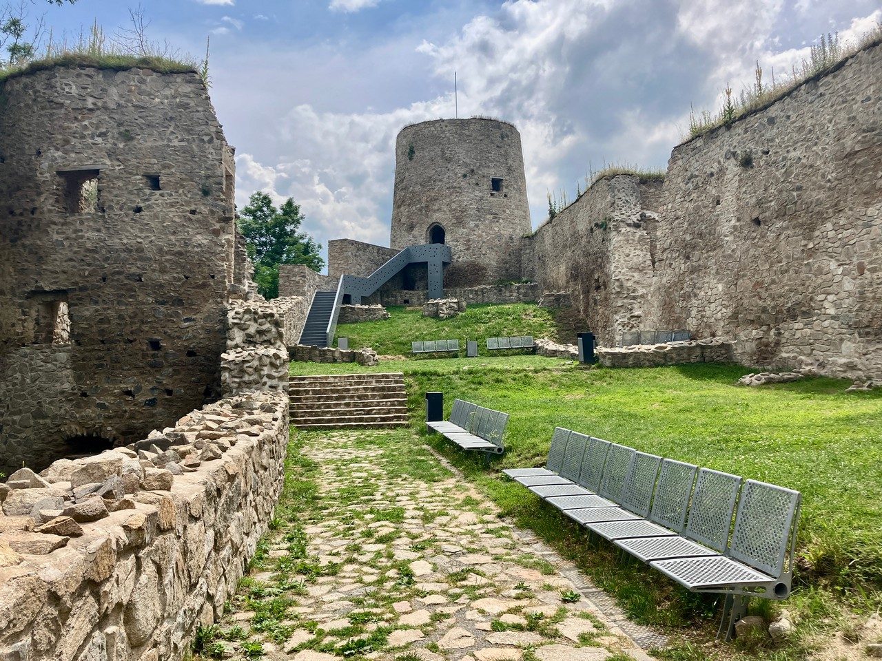 Cetatea Bologa
