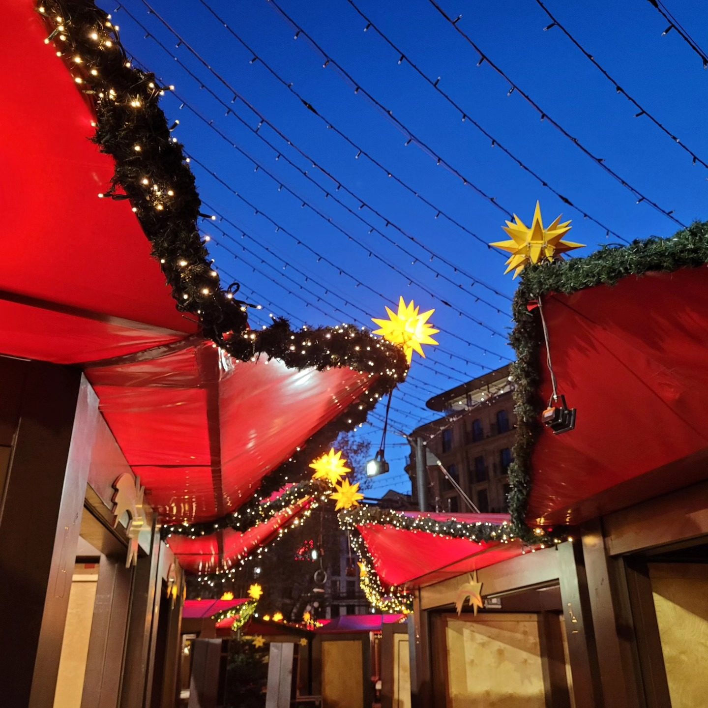 Weihnachtsmarkt am Kölner Dom