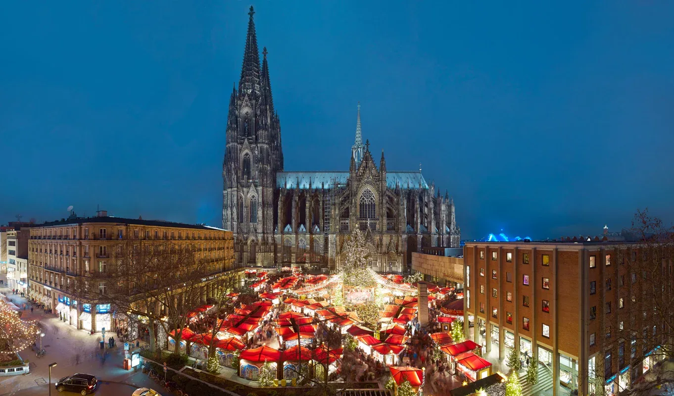 Weihnachtsmarkt am Kölner Dom